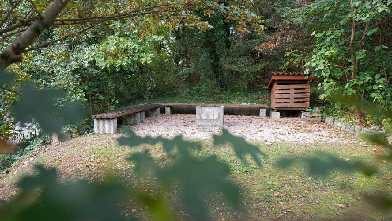 Delemont Youth Hostel Екстер'єр фото