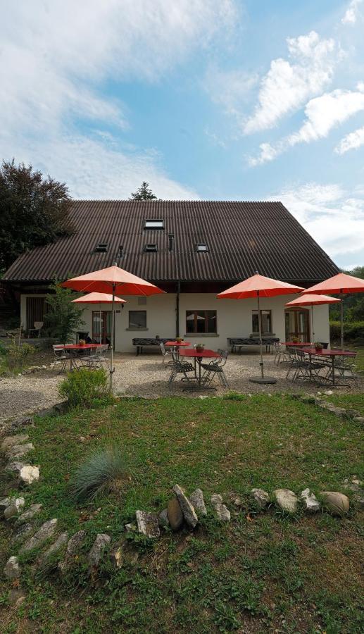 Delemont Youth Hostel Екстер'єр фото