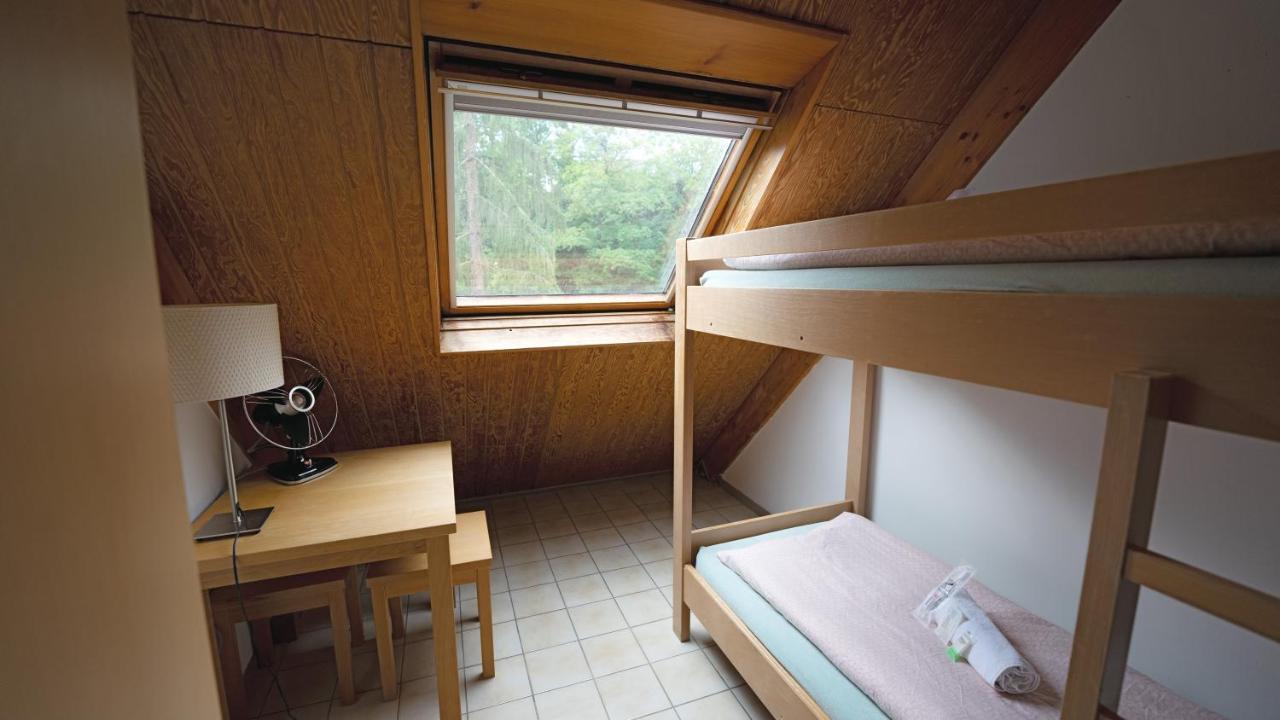 Delemont Youth Hostel Екстер'єр фото
