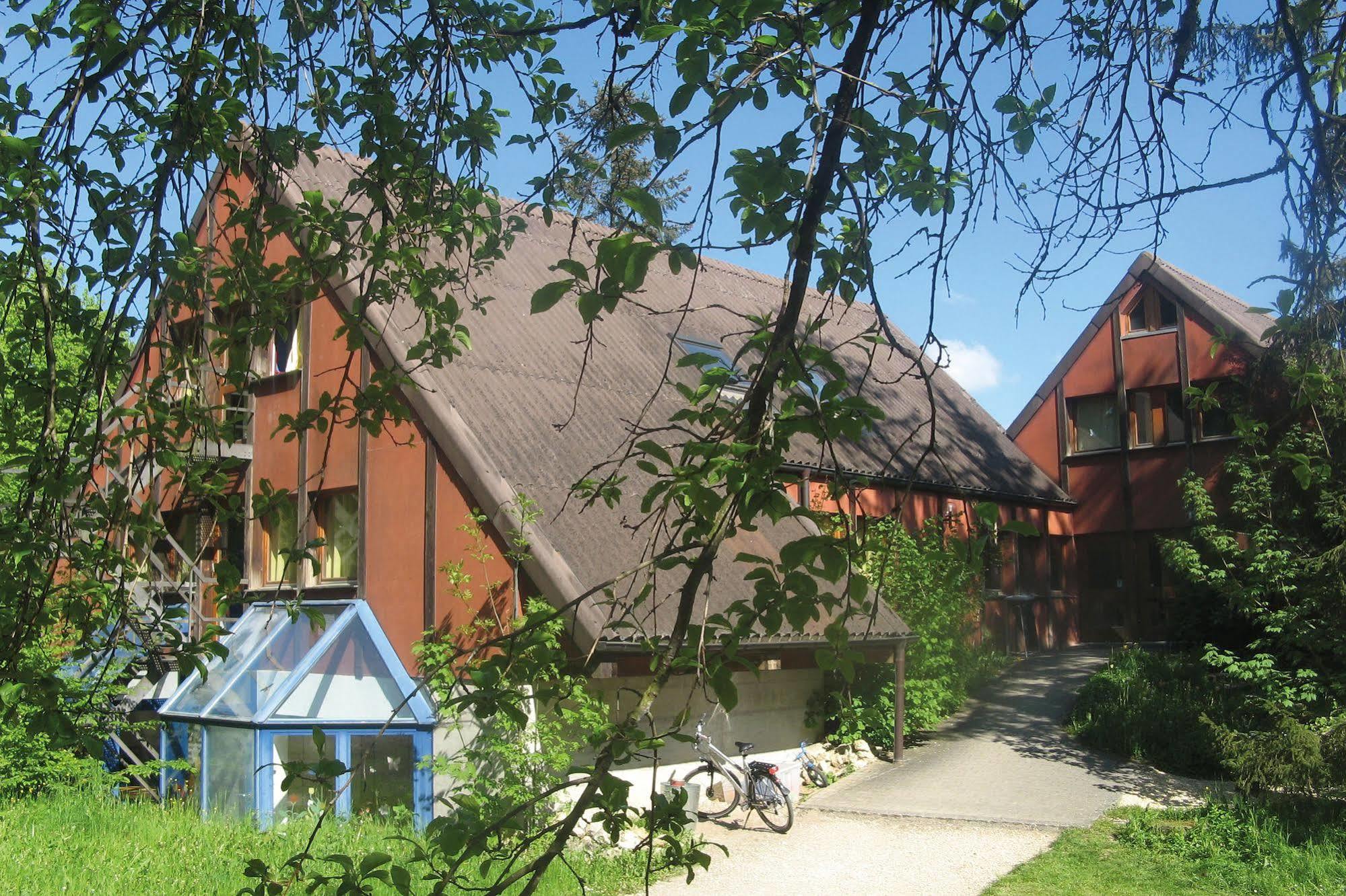 Delemont Youth Hostel Екстер'єр фото